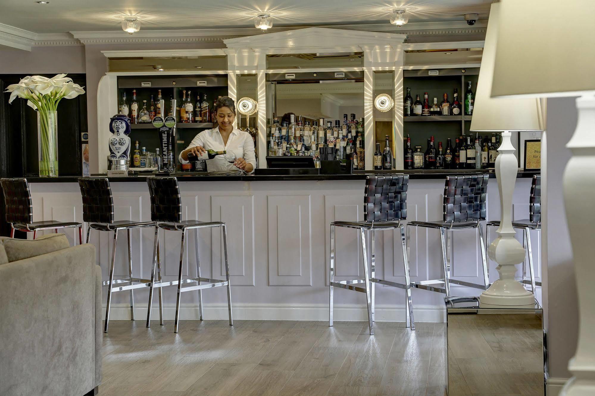 Needham House Hotel Hitchin Exterior photo